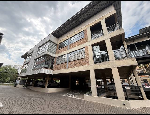 500M² OFFICE TO LET IN MILPARK